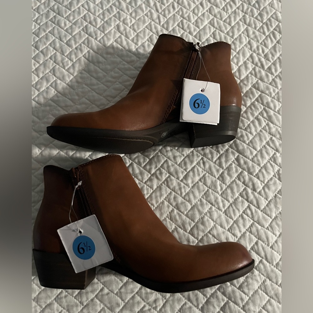 Lucky booties